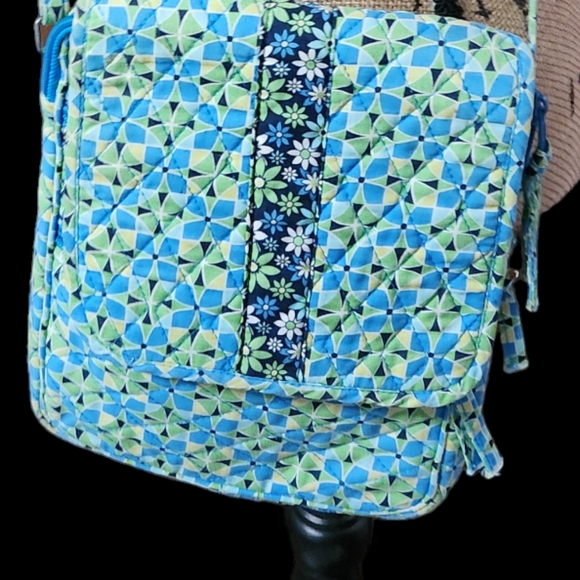 VERA BRADLEY: Daisy 🌻 CROSSBODY BAG & WALLET Both pieces!💙 MATCHING, RARE SET - Picture 6 of 16